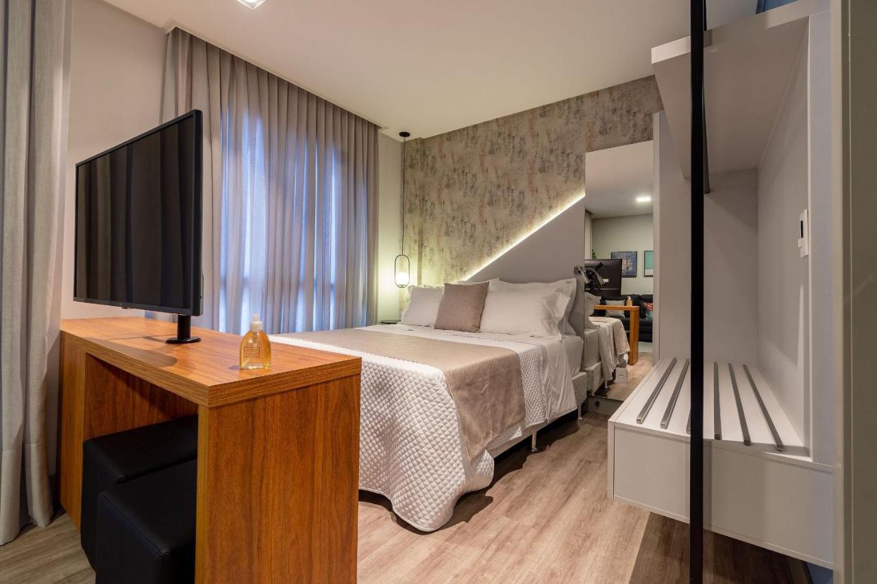 AION suítes 103 - Compacto e luxuoso Loft - Rooftop com piscina e academia - À poucos passos da praia Bombinhas Exterior foto